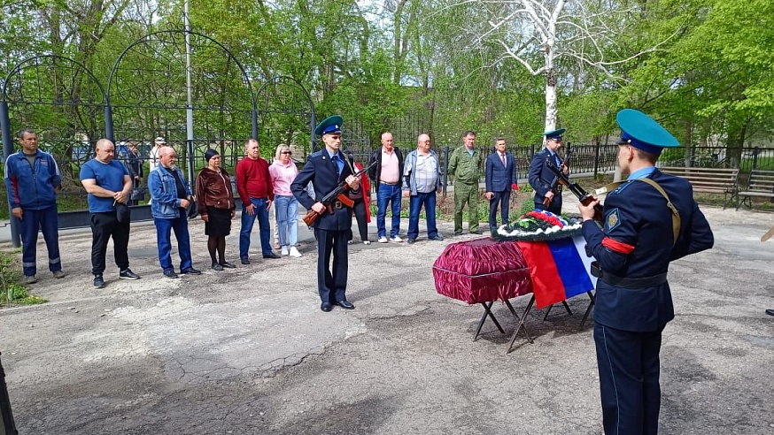 В зоне СВО погибли бойцы из Красноармейского и Новоузенского районов