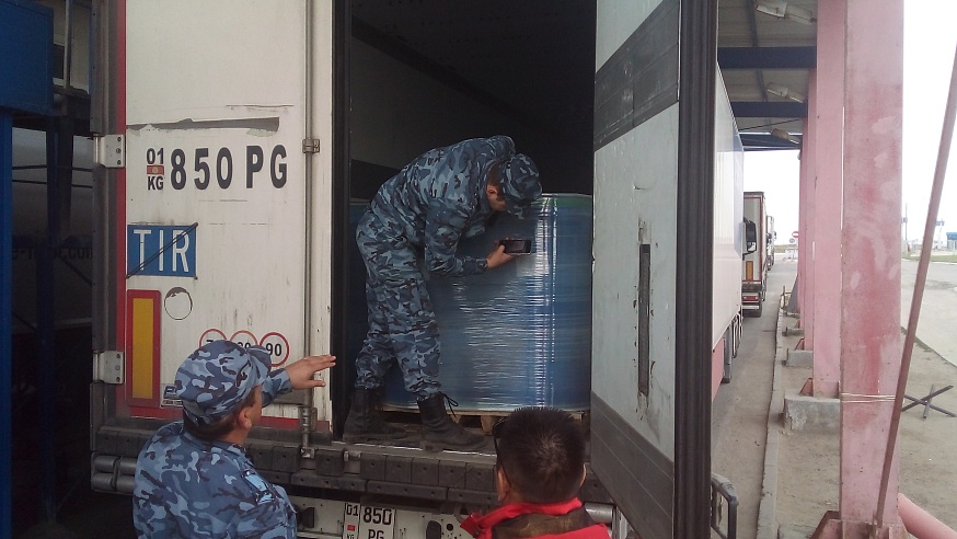 Саратовские таможенники изъяли более 5 тысяч контрафактных товаров