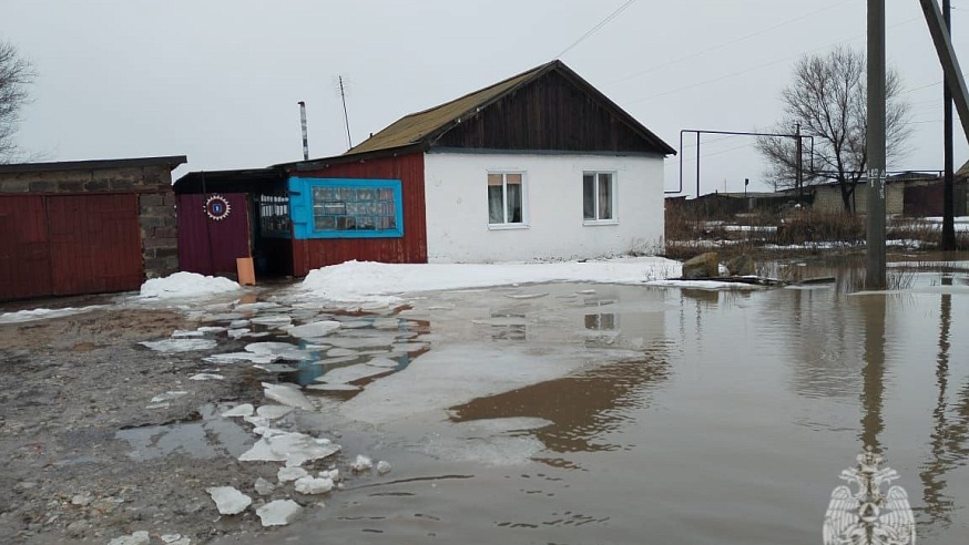 Паводок: в Саратовской области подтоплены 13 домов и 19 дворов