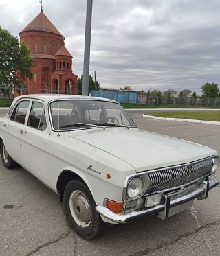 В Саратове продают ретроавтомобиль "Волга" из валютного магазина "Березка"