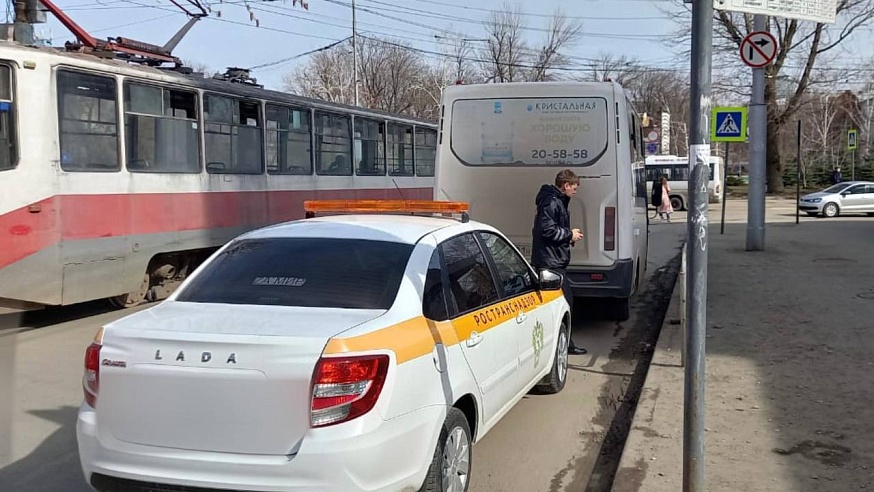 В Саратове на 4-х автобусных маршрутах нашли нарушения