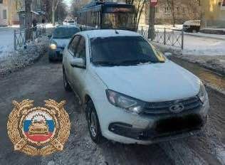 Полиция ищет очевидцев ДТП на Ломоносова, в котором пострадал один из водителей