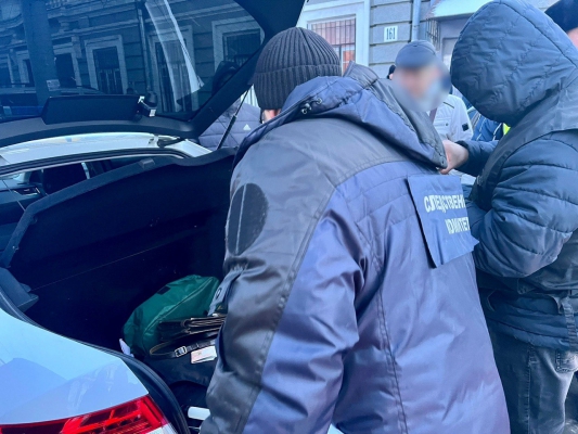 В Саратове бывшего полицейского осудили за взятку от пьяного водителя