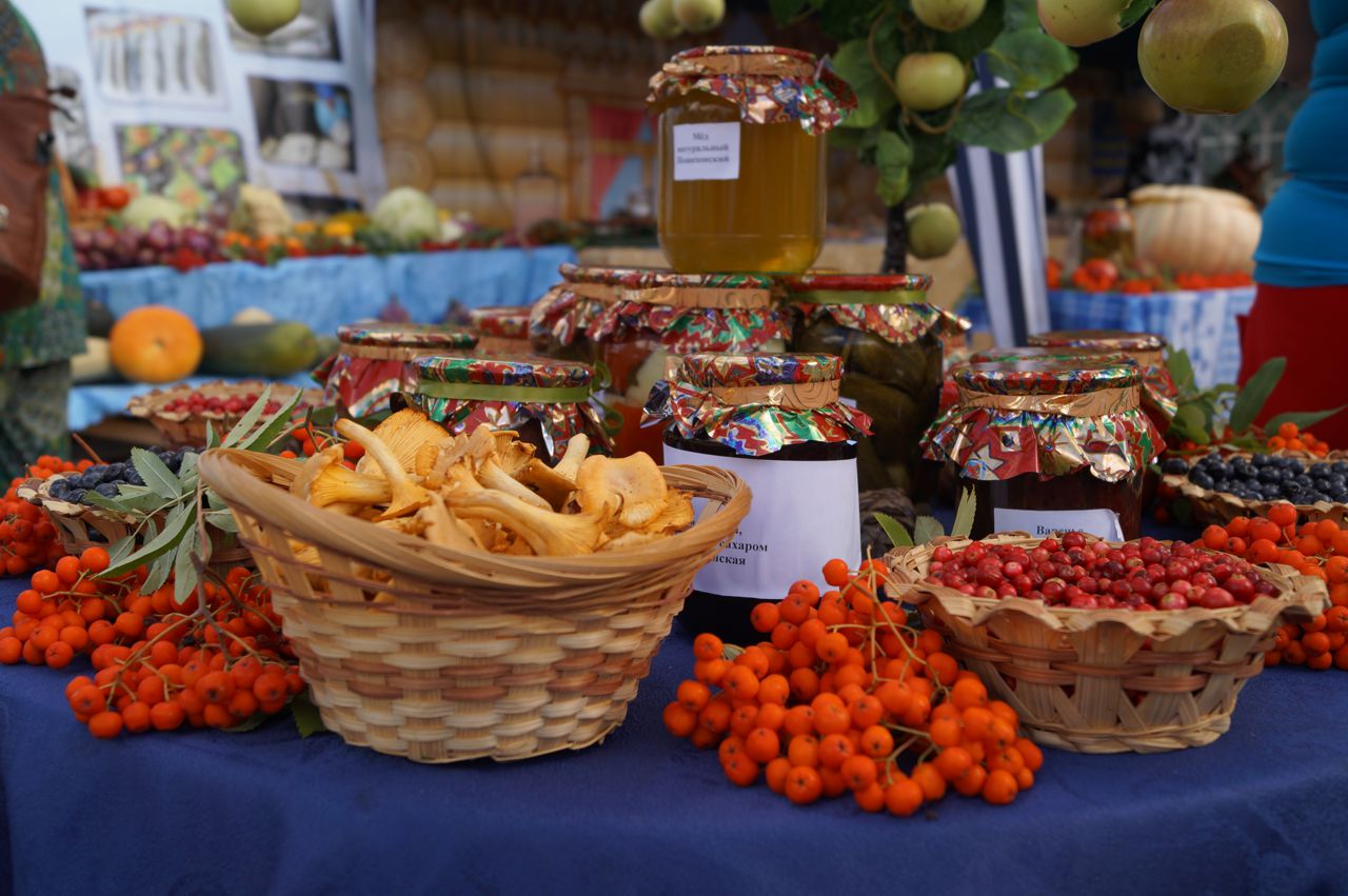 Ярмарки август. Ярмарка. Осенняя ярмарка. Ярмарка картинки. Ярмарка продуктов.