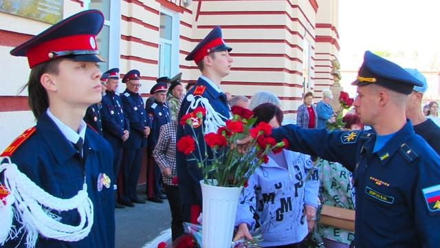 В Саратовской области увековечили память погибших в СВО Евгения Ларина и Дениса Киселева