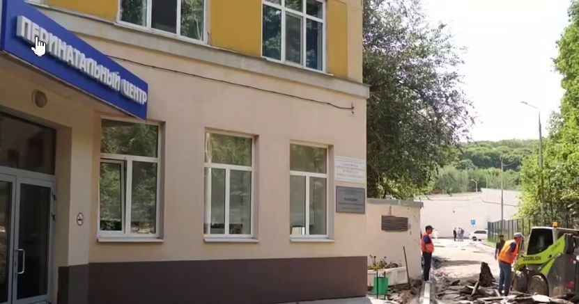 В Саратовской области стартовала программа по ремонту территорий медучреждений