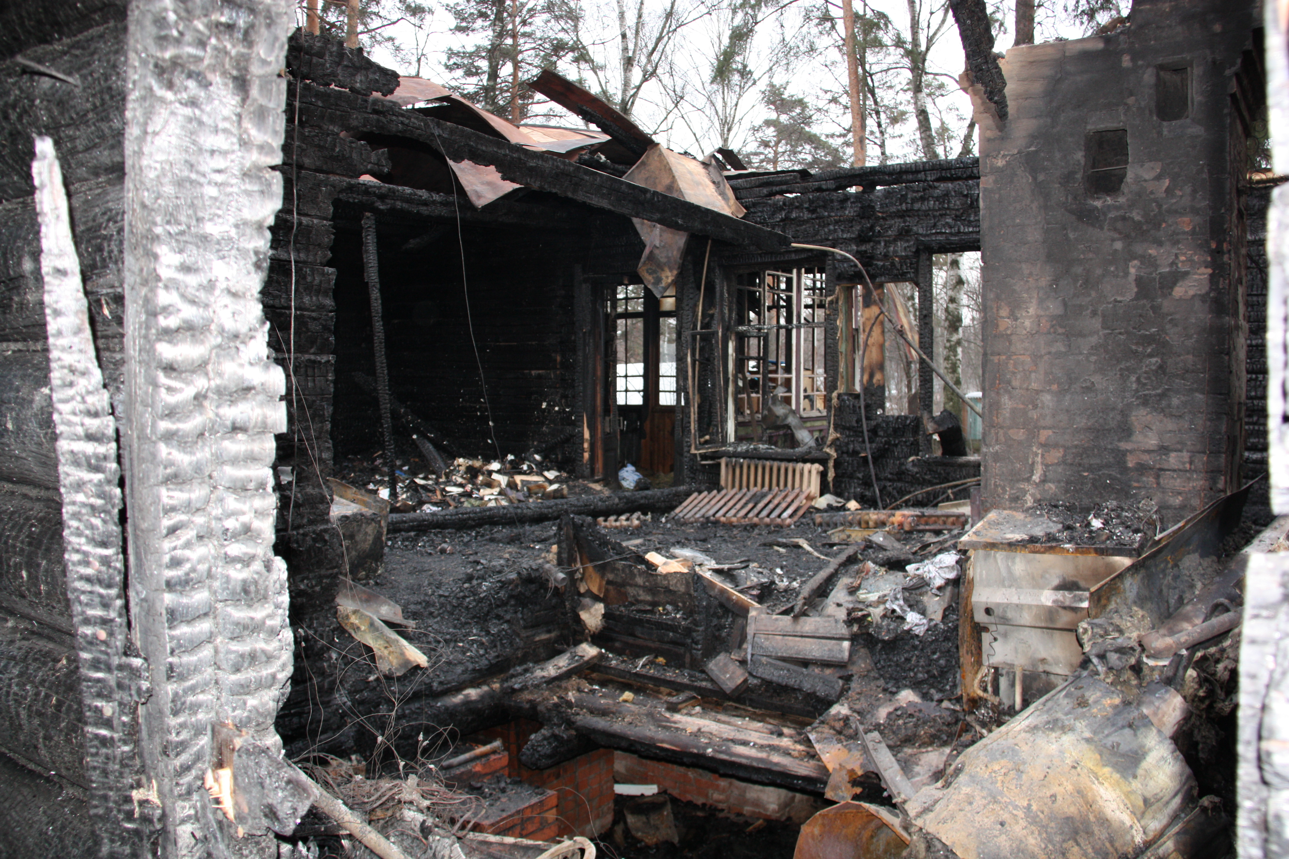 Дом в собственности сгорел