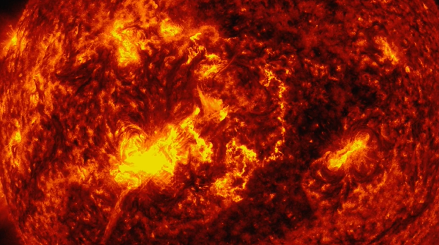 Мощная геомагнитная буря накрыла Землю ночью 