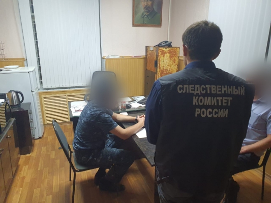 В Балашове бывший сотрудник исправительного учреждения предстанет перед судом за взятки