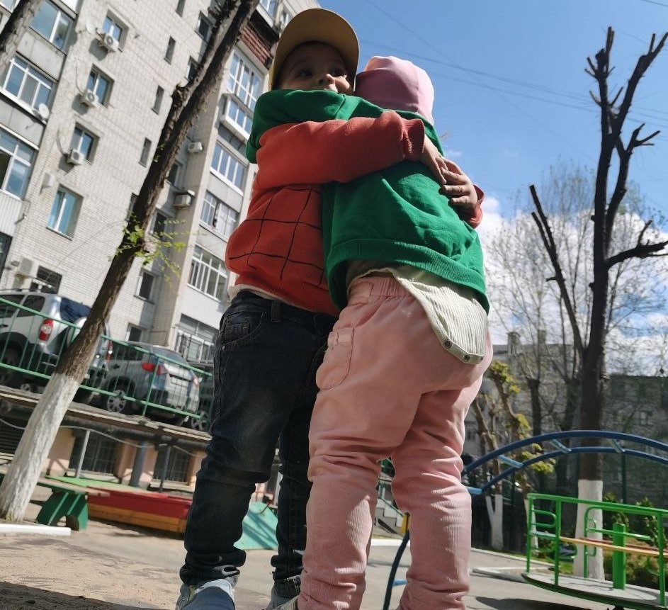 Психолог Болотюк нашла пользу в объятиях | 22.01.2024 | Саратов - БезФормата