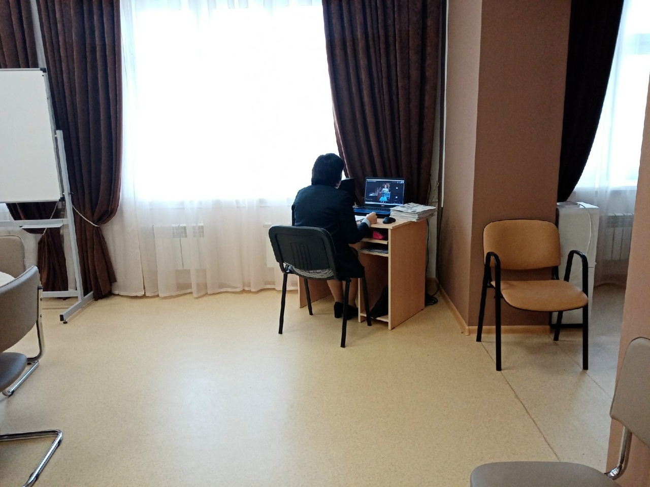 Школа, дистант, обучение онлайн