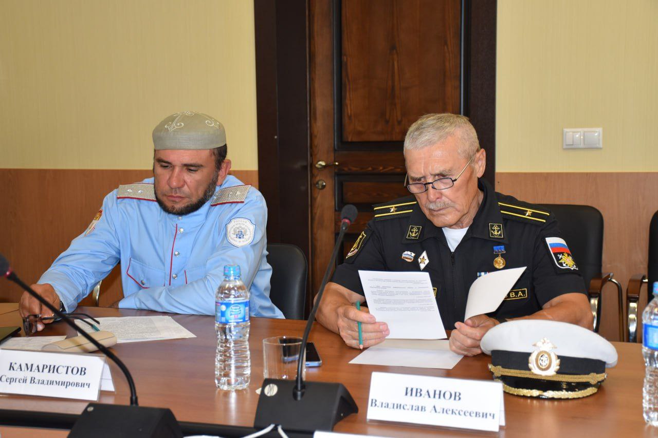 Владислав Иванов