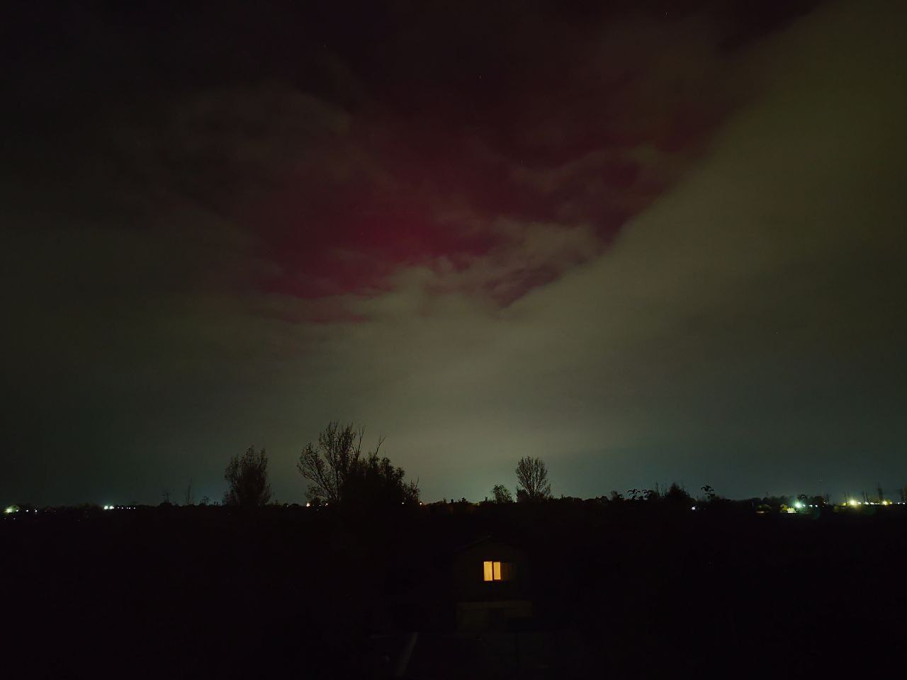 Полярное, северное сияние над Саратовкой областью