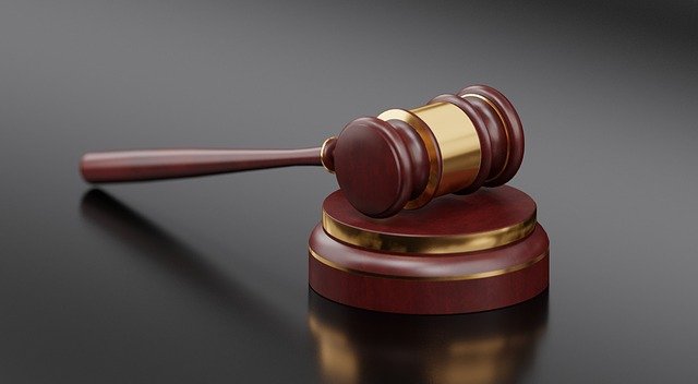 Суд. Изображение 3D Animation Production Company с сайта Pixabay 