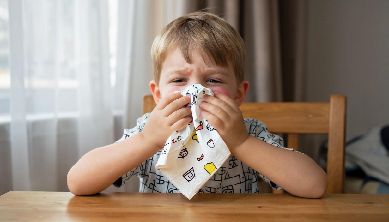 ребенок болеет, ИИ.jpg