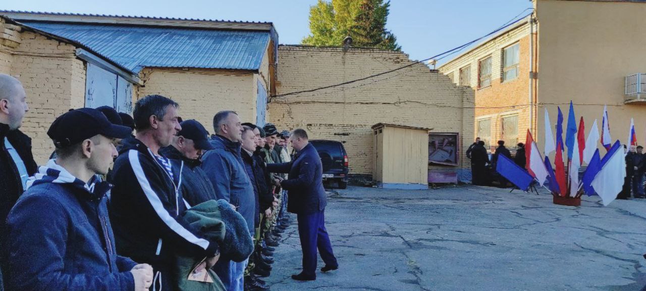 17 октября город. Военкомат Балаково. Мобилизованные Балаково. Военкомат заводского района Саратов. Проводы мобилизованных.