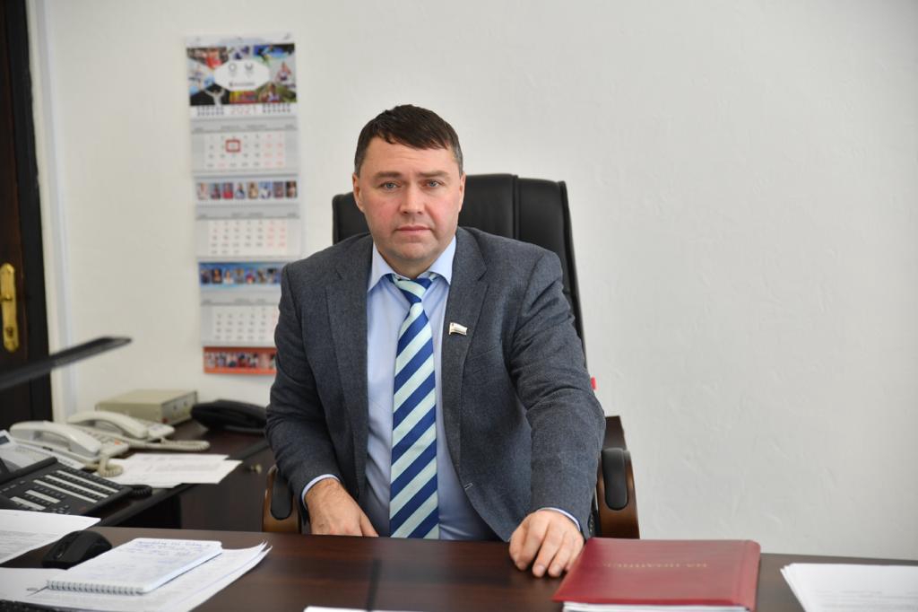 Роман Грибов