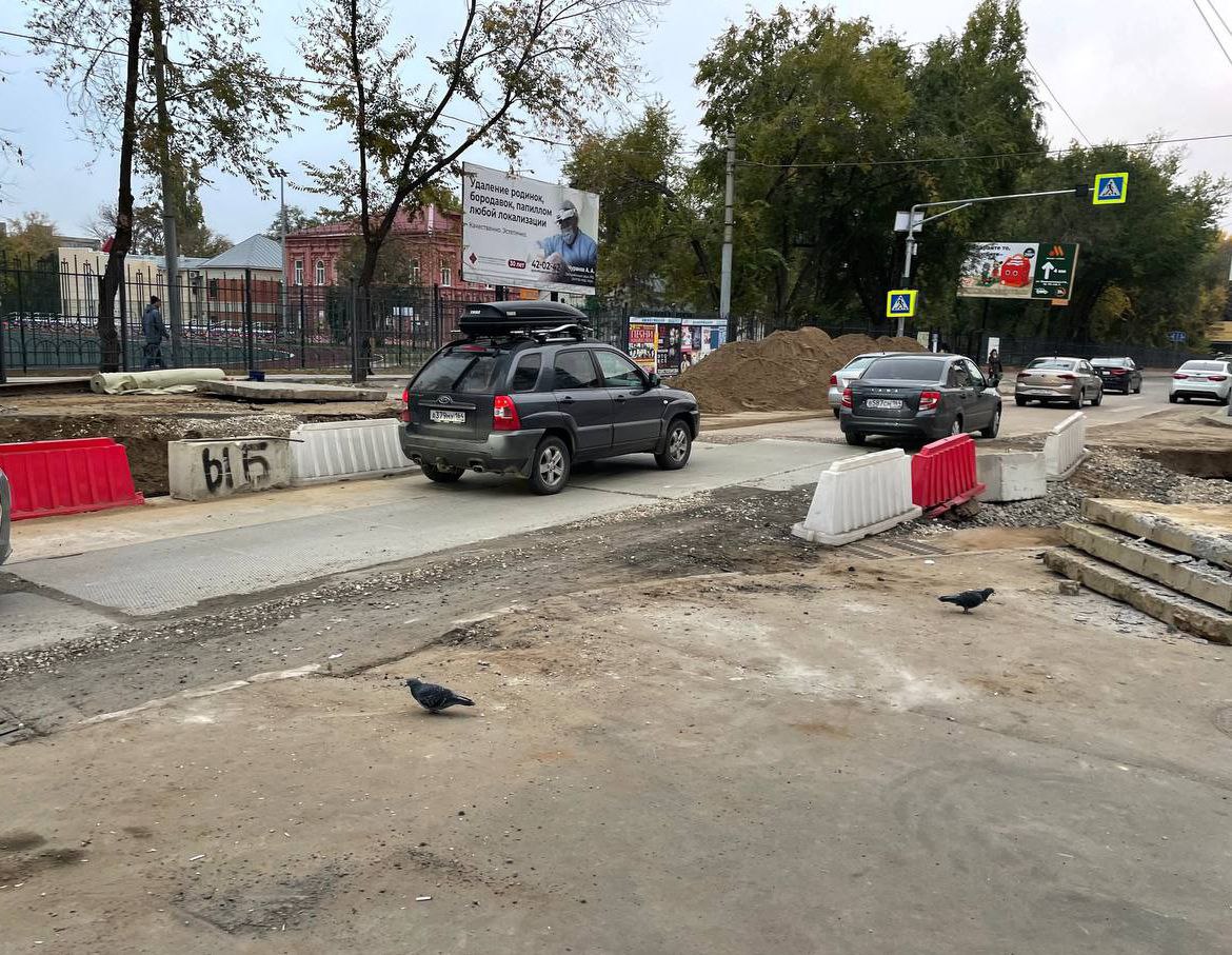 На Астраханской и Огородной открыли проезд после перекладки теплотрасс |  Саратов 24