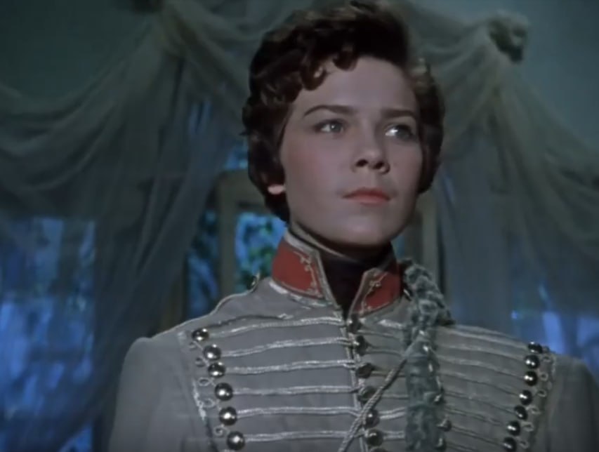 Лариса Голубкина.jpg