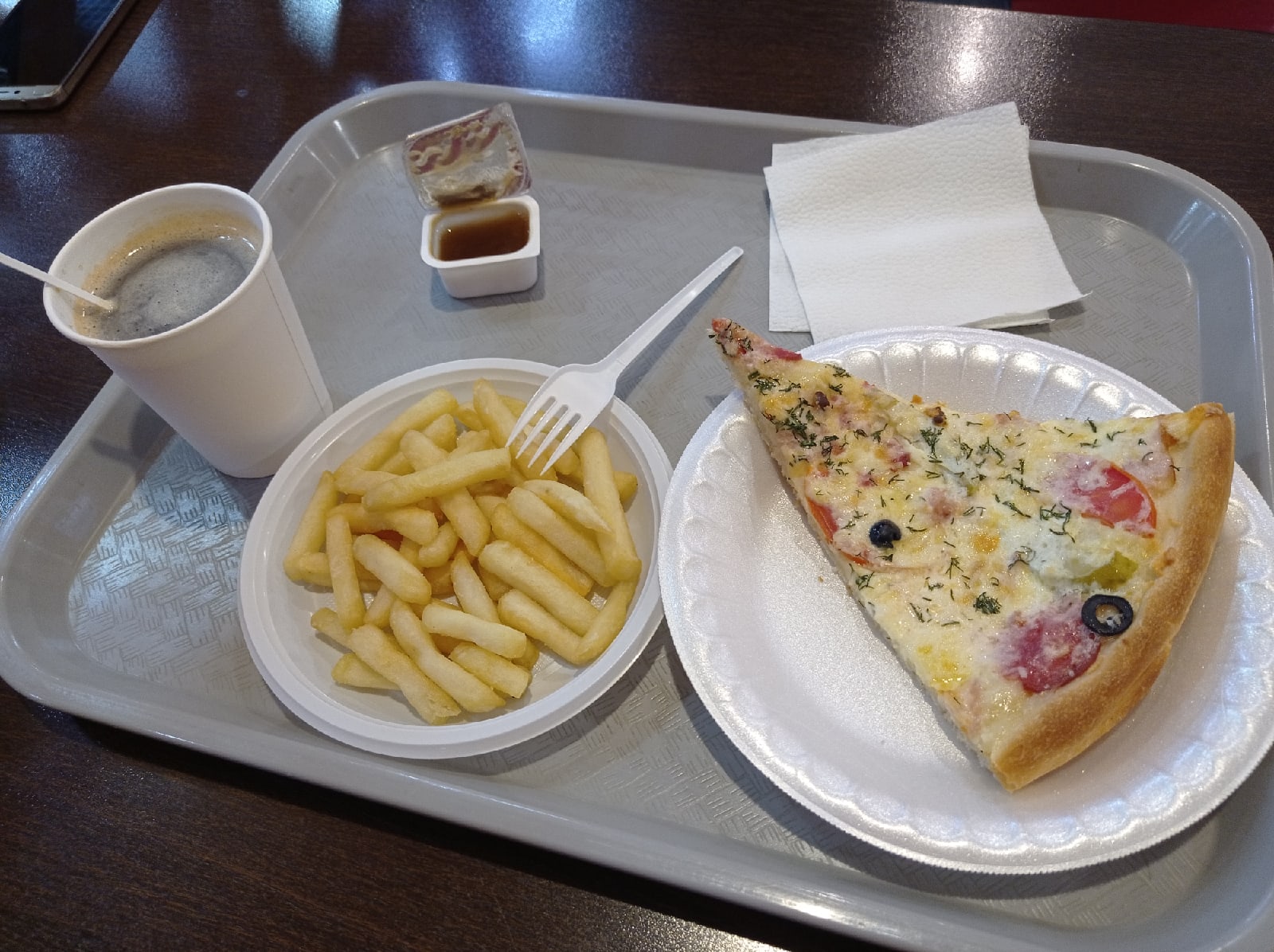 Фаст-фуд, пицц, картошка фри