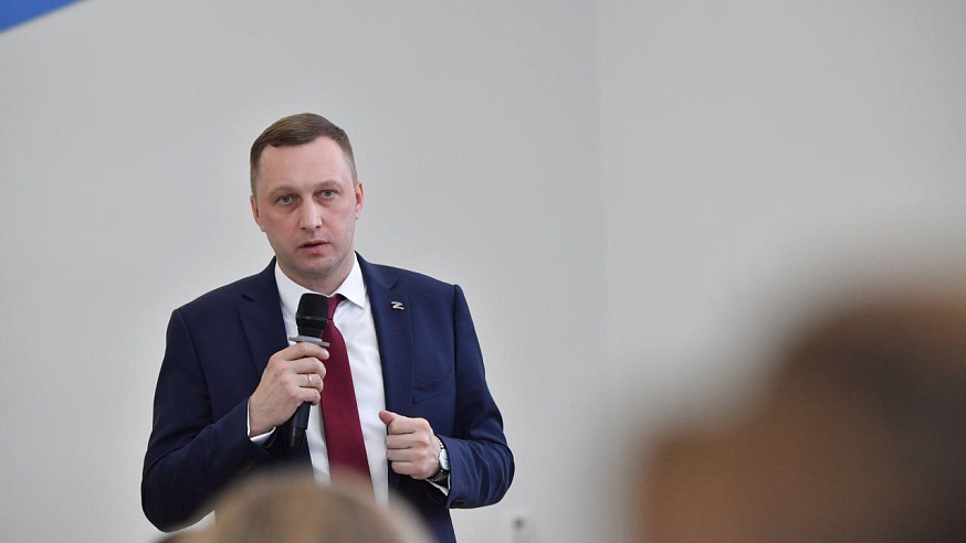 Губернатор Бусаргин в Вольске встретился с матерями и женами мобилизованных