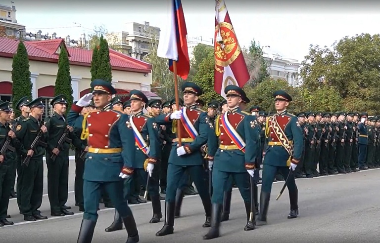 В Саратовском институте Росгвардии более 160 курсантов приняли военную присягу
