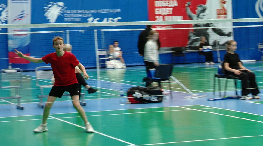 В Саратове стартовал 30-й турнир по бадминтону «Хрустальный волан»