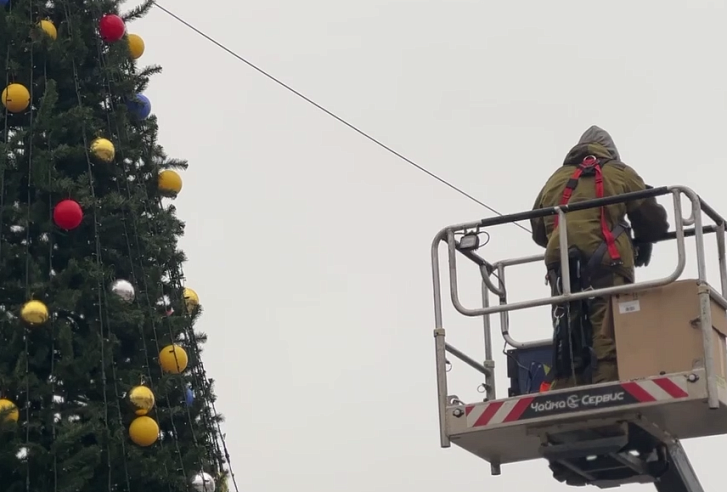 Новогоднее настроение пришло в Саратов