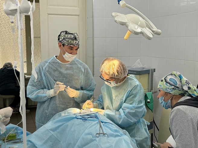 Врачи Саратовского медуниверситета восстановили лицо пациенту после ДТП