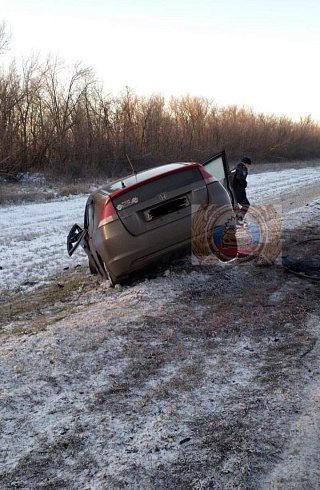 В Саратовской области за утро 3 человека погибли в ДТП и пятеро пострадали