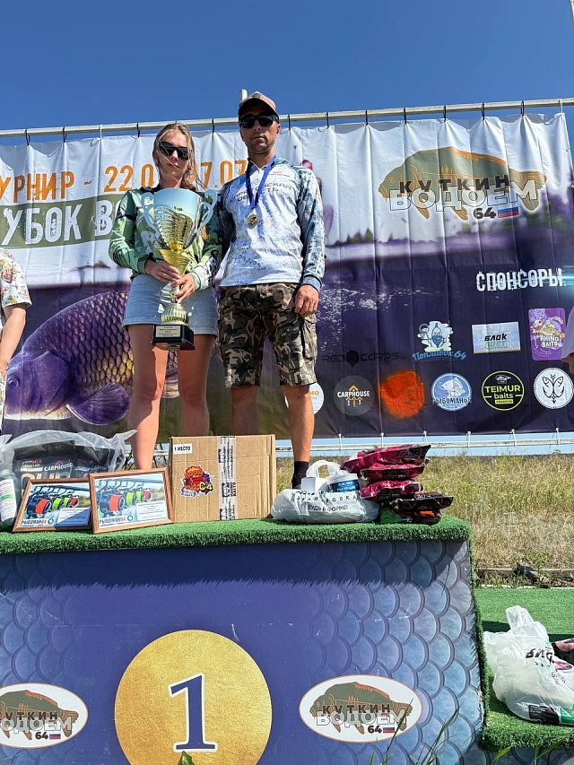 Аткарчане поймали на турнире по спортивной рыбаке 13-килограммового карпа