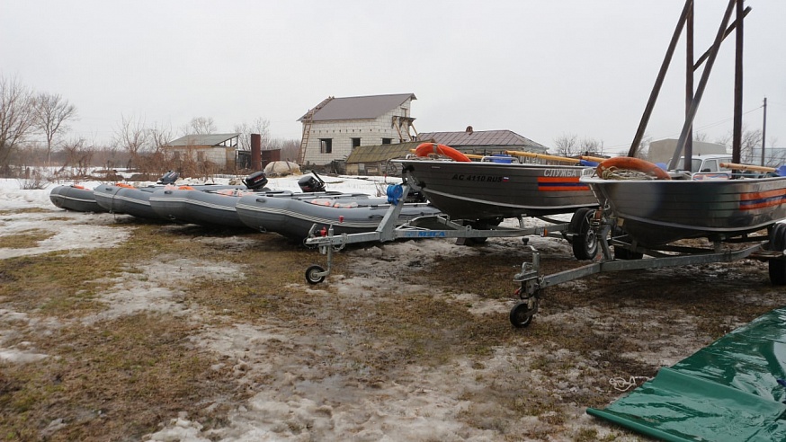 В Аткарске готовят к работе лодочные переправы