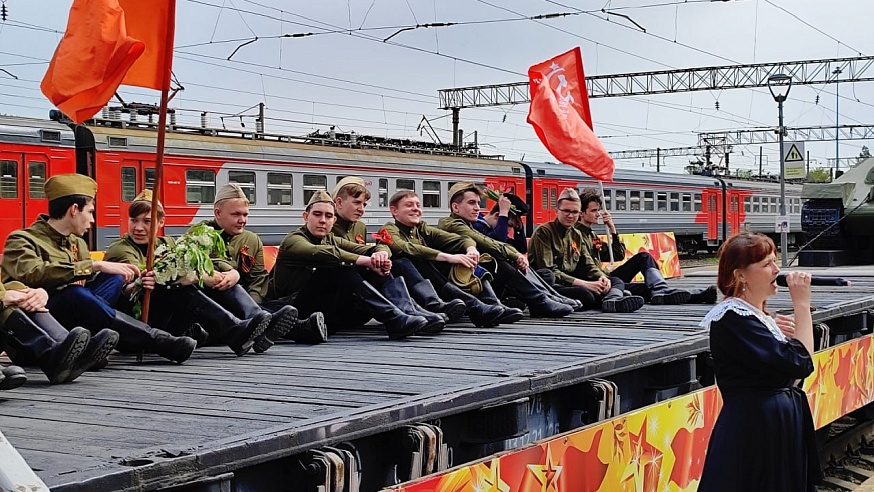 "Воинский эшелон" посетили более 16 тысяч жителей Саратовской области