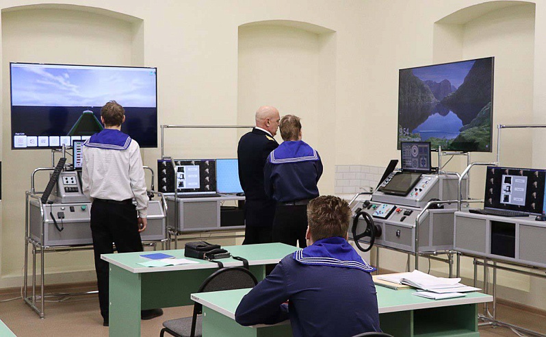 В балаковском филиале Волжского государственного университета водного транспорта начались занятия