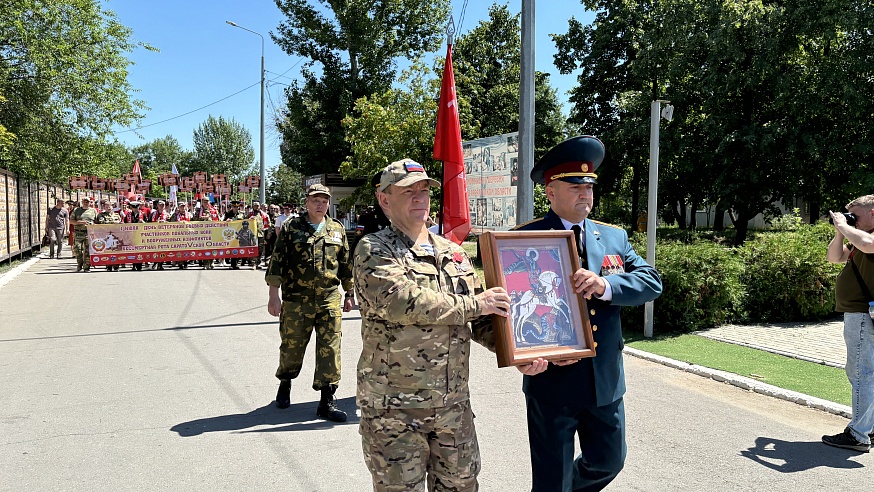 В Саратовском Парке Победы увековечили имена погибших военнослужащих