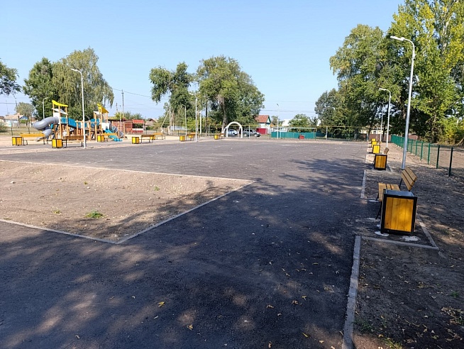 В двух поселках Саратовской области благоустроили общественные территории