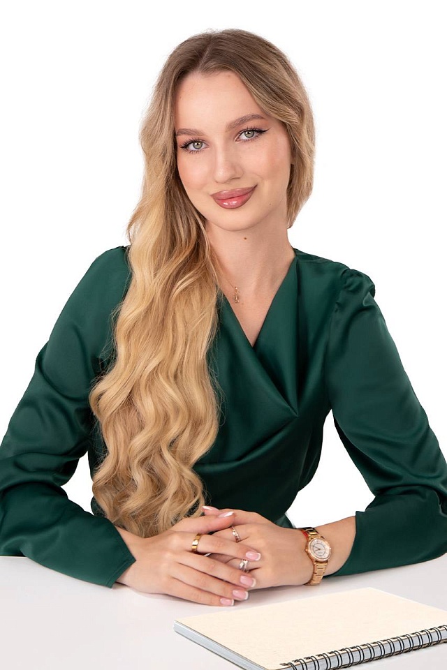 Саратовчанки борются за корону и три миллиона рублей