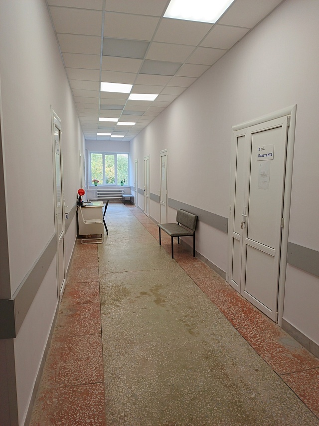 В Лысогорской районной больнице отремонтировали гинекологическое отделение