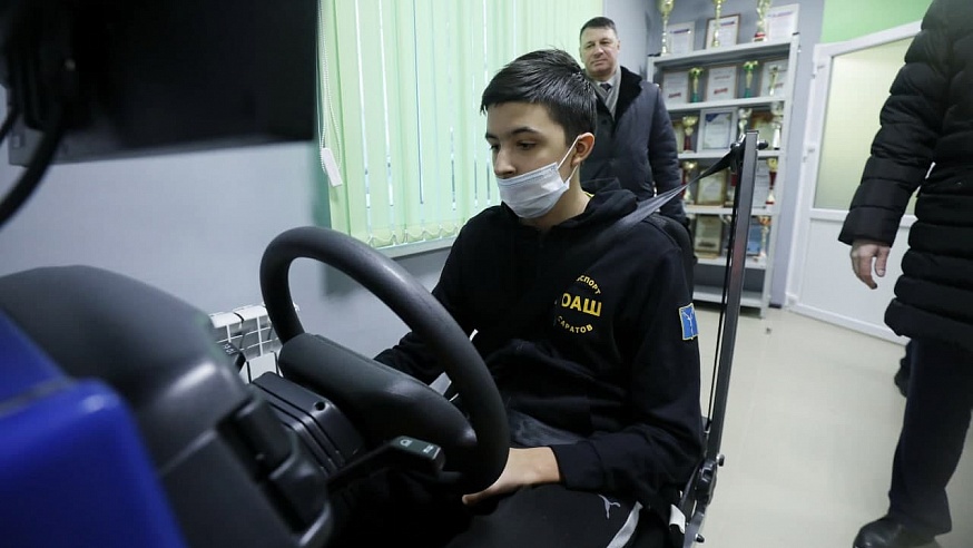 В Саратовской области может появиться сеть автошкол для подростков