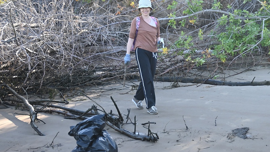 Вольские волонтеры в субботу завершили очистку берегов Волги от мусора