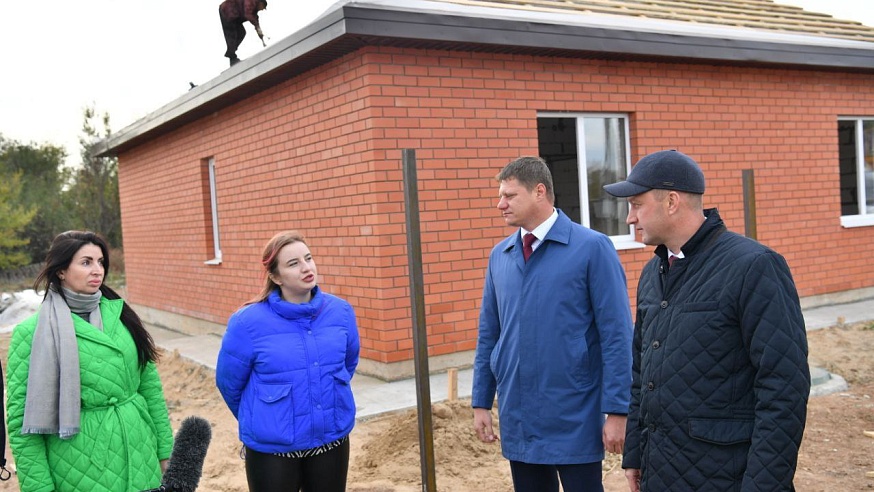 В Саратовской области построили 17 домов для врачей и аграриев