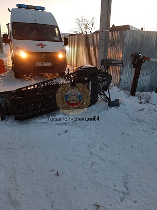 В Гагаринском районе мужчина на снегоходе въехал в столб и погиб