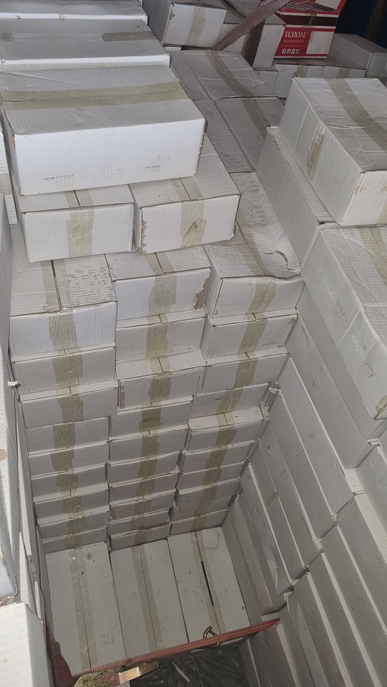 В Озинках не пропустили в Россию 22 тонны немаркированных сухофруктов из Казахстана