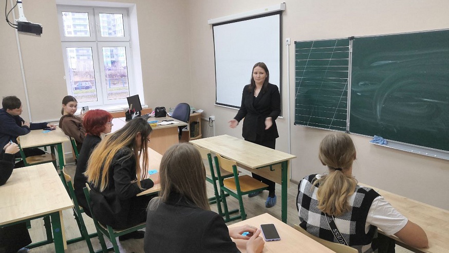Журналисты медиахолдинга "Саратов 24" дали мастер-класс школьникам