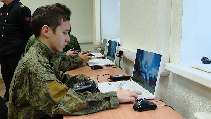 В Саратове открыли первую смену учебных сборов в военно-тактическом городке