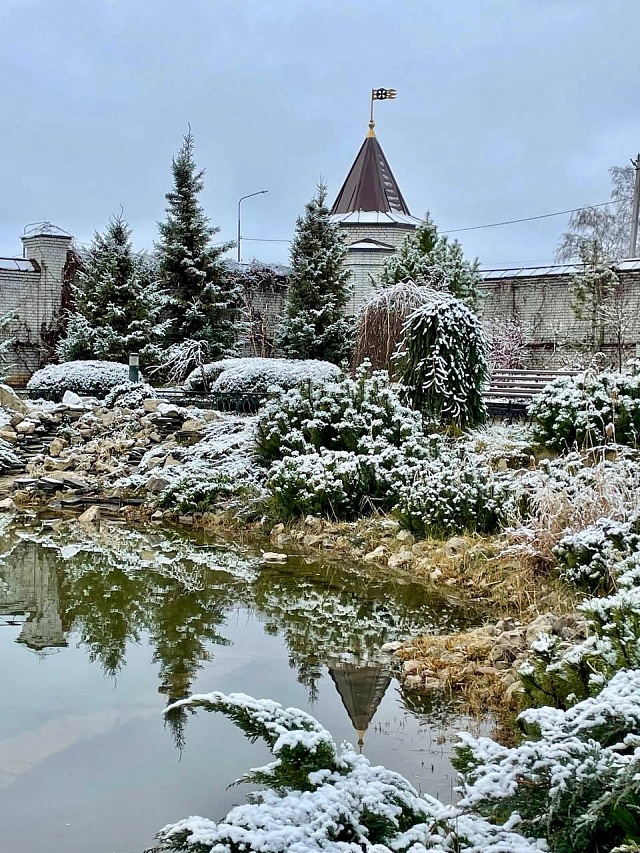 Володин поделился снимками заснеженного Иоанновского монастыря под Саратовом