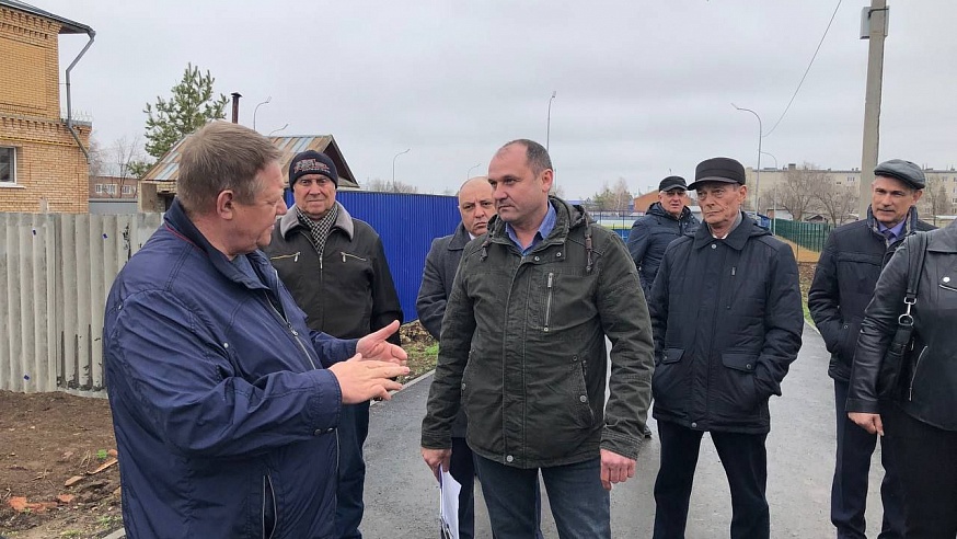 Депутат Госдумы призвал ответственней выбирать подрядчиков для благоустройства Пугачева