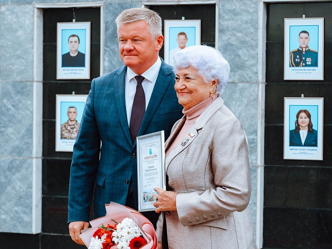 25 саратовцев занесены на обновленную Доску почета