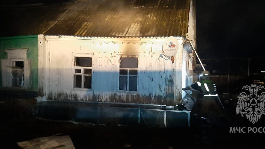 В Саратовской области на пожаре пострадали трое малолетних детей