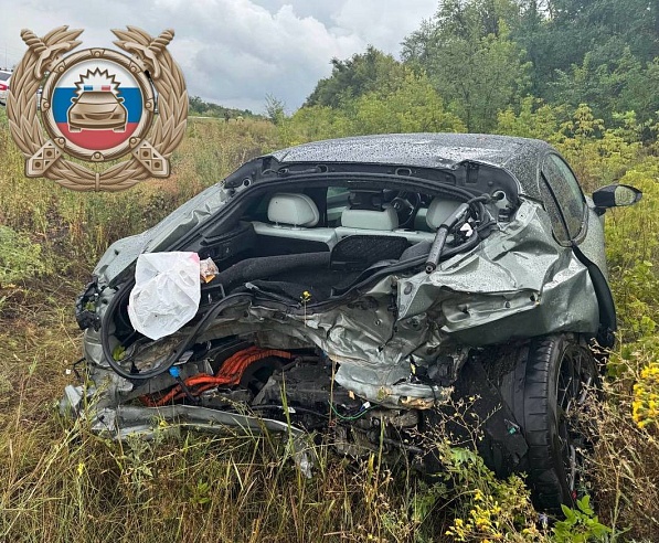 В ДТП под Марксом два человека погибли и один пострадал